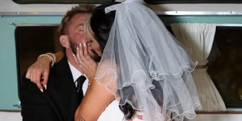 Steph De Lander & Mance Warner Get Married 2